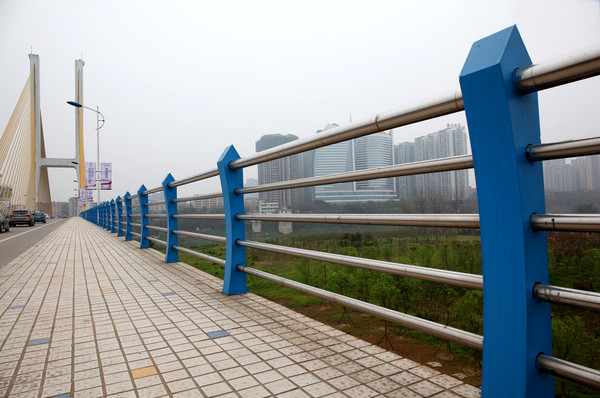 荆州不锈钢桥梁护栏价格小幅下跌